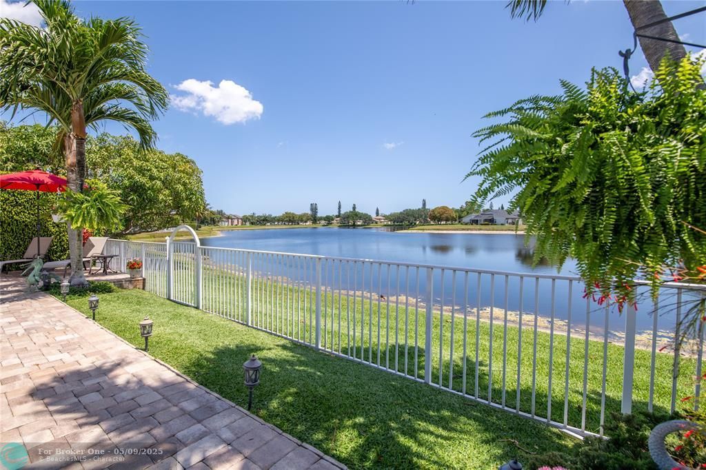 For Sale: $688,000 (3 beds, 2 baths, 1790 Square Feet)