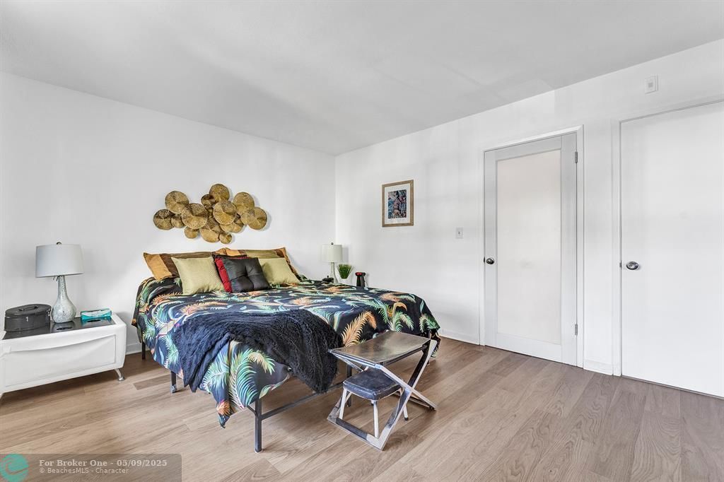 For Rent: $2,500 (1 beds, 1 baths, 585 Square Feet)
