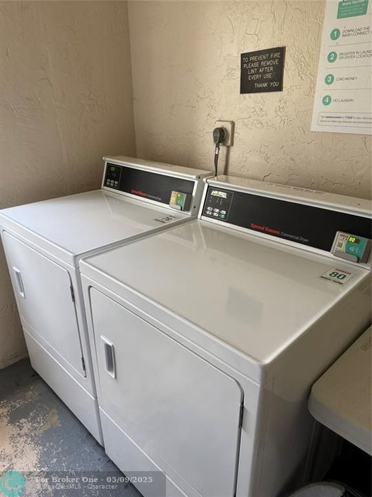 For Rent: $1,550 (1 beds, 1 baths, 900 Square Feet)