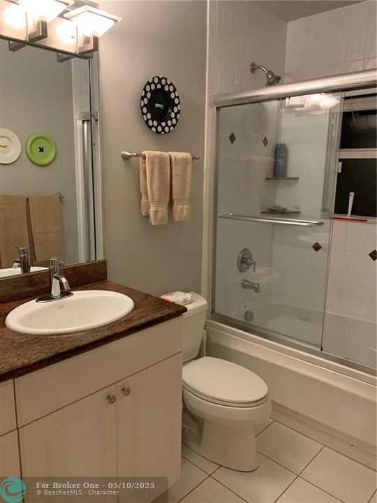 For Rent: $950,000 (0 beds, 0 baths, 1800 Square Feet)