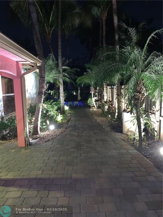 For Rent: $950,000 (0 beds, 0 baths, 1800 Square Feet)