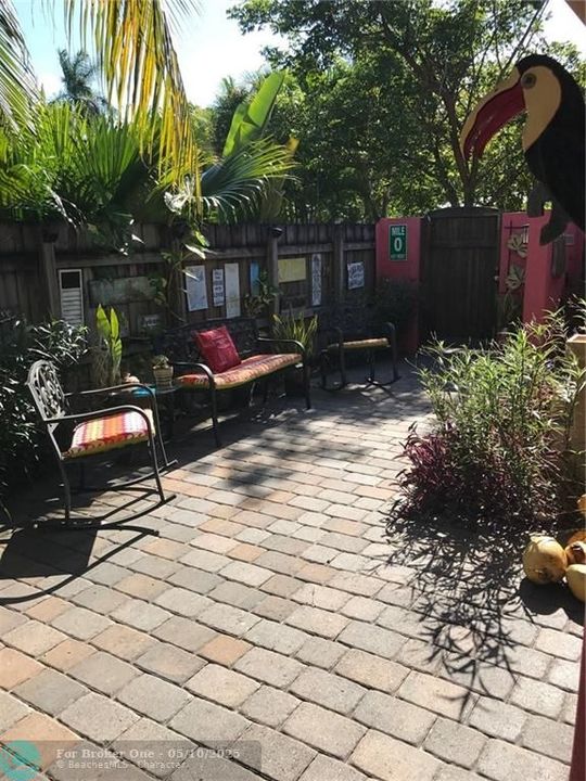 For Rent: $950,000 (0 beds, 0 baths, 1800 Square Feet)