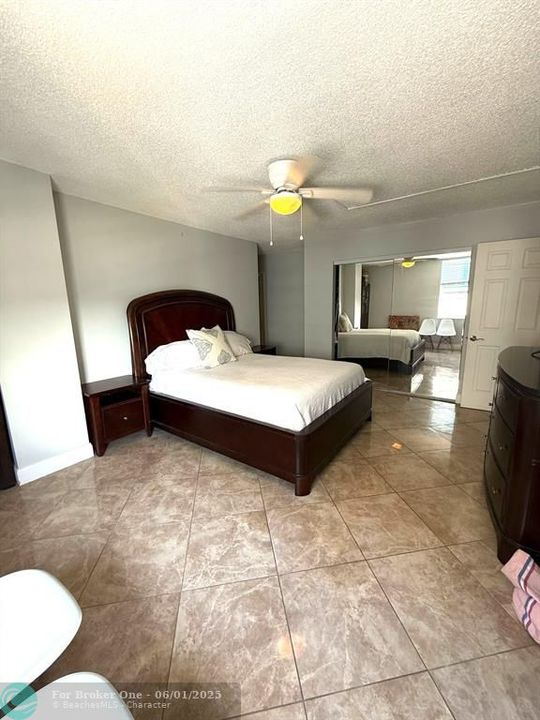 For Rent: $3,000 (2 beds, 2 baths, 1010 Square Feet)