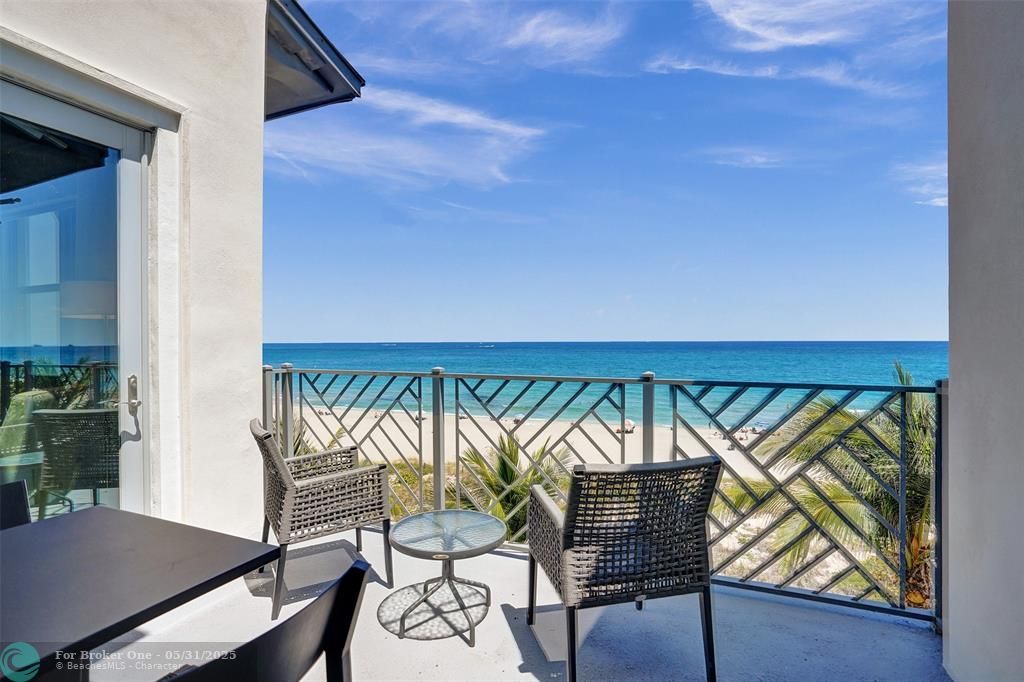 For Sale: $2,995,000 (3 beds, 3 baths, 1989 Square Feet)