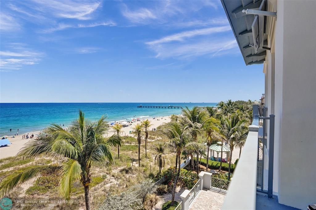 For Sale: $2,995,000 (3 beds, 3 baths, 1989 Square Feet)