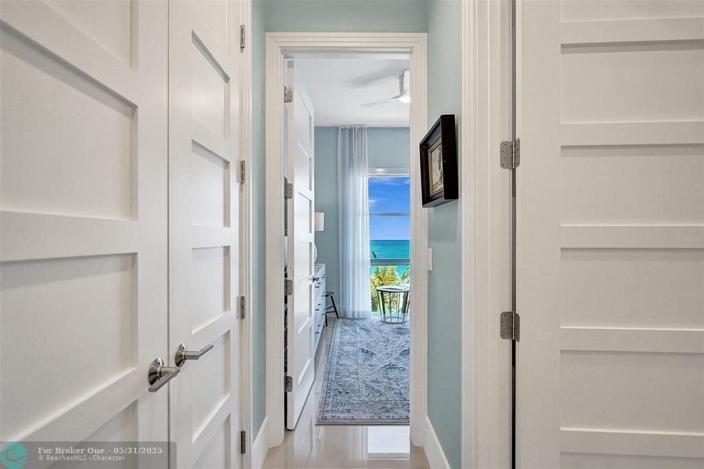 For Sale: $2,995,000 (3 beds, 3 baths, 1989 Square Feet)