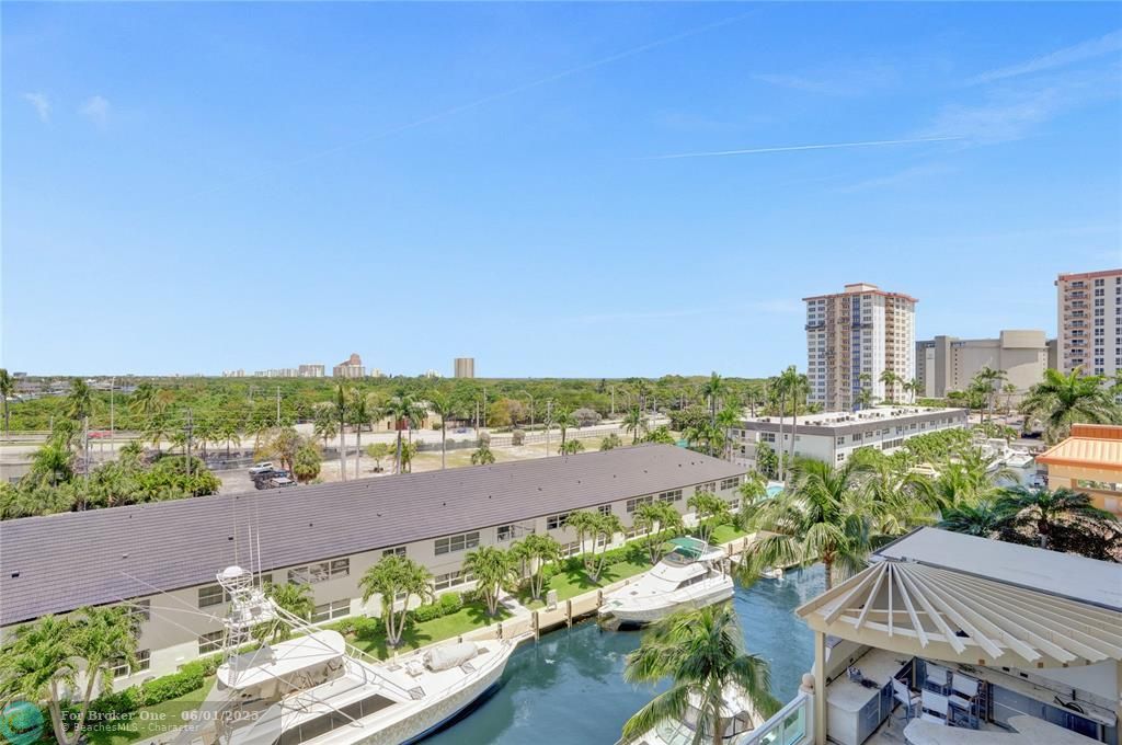 For Sale: $1,099,000 (2 beds, 2 baths, 2450 Square Feet)