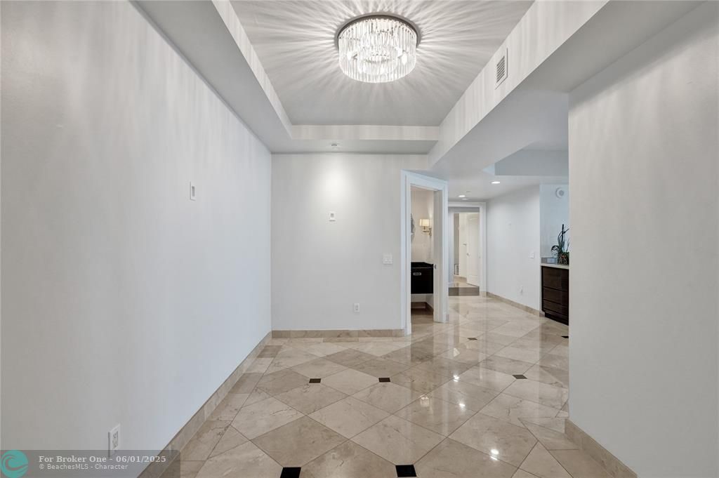 For Sale: $1,099,000 (2 beds, 2 baths, 2450 Square Feet)