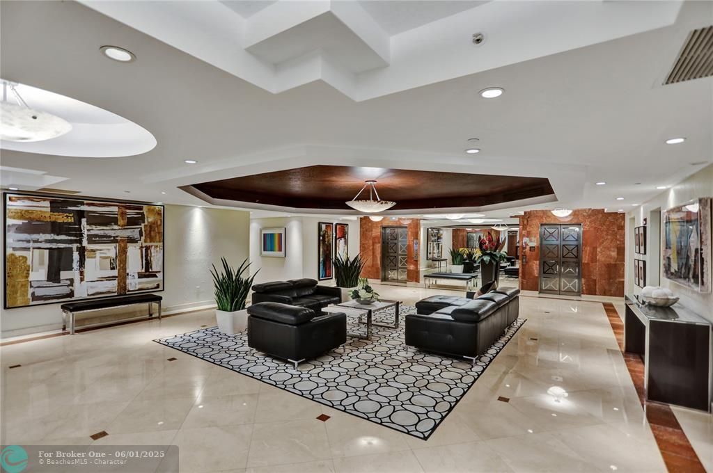 For Sale: $1,099,000 (2 beds, 2 baths, 2450 Square Feet)