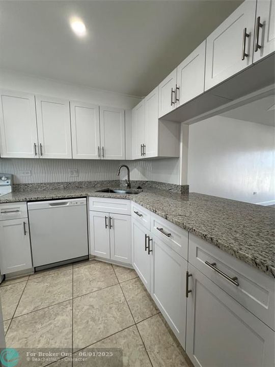 For Rent: $2,500 (2 beds, 1 baths, 0 Square Feet)