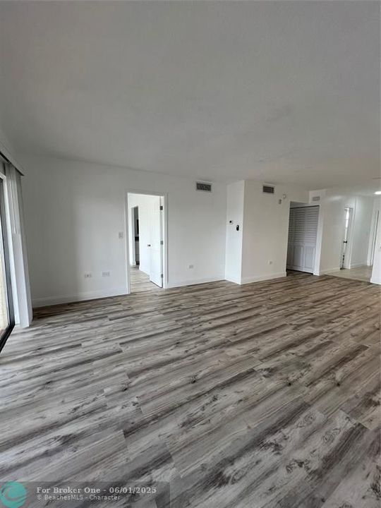 For Rent: $2,500 (2 beds, 1 baths, 0 Square Feet)