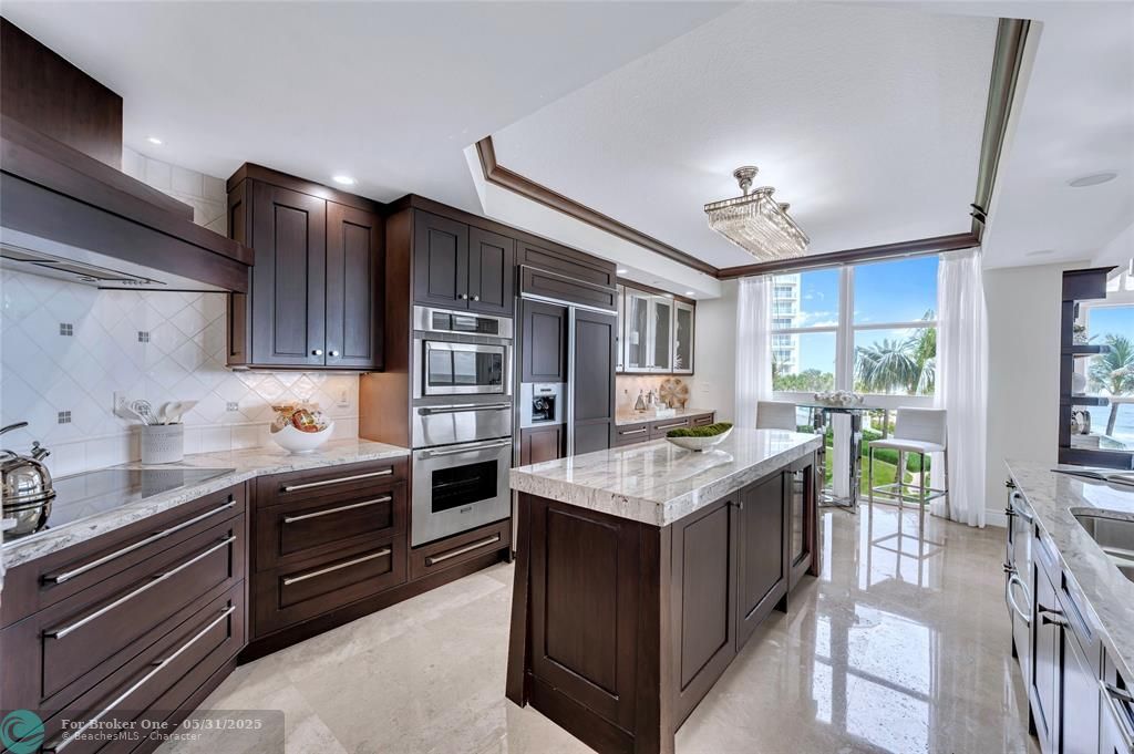 For Sale: $3,499,000 (3 beds, 3 baths, 2851 Square Feet)