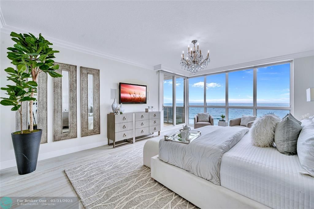 For Sale: $3,499,000 (3 beds, 3 baths, 2851 Square Feet)