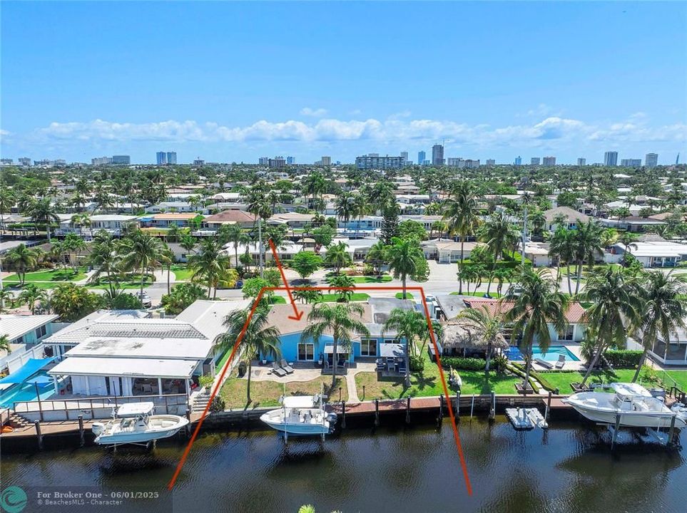 For Sale: $1,100,000 (3 beds, 3 baths, 2074 Square Feet)