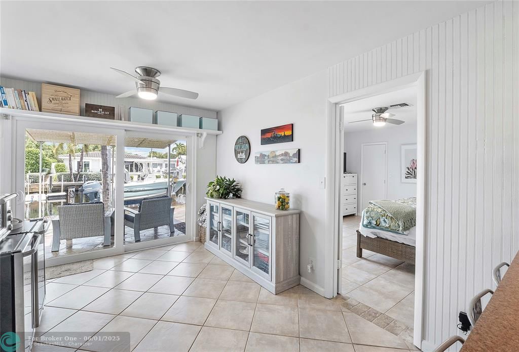 For Sale: $1,100,000 (3 beds, 3 baths, 2074 Square Feet)