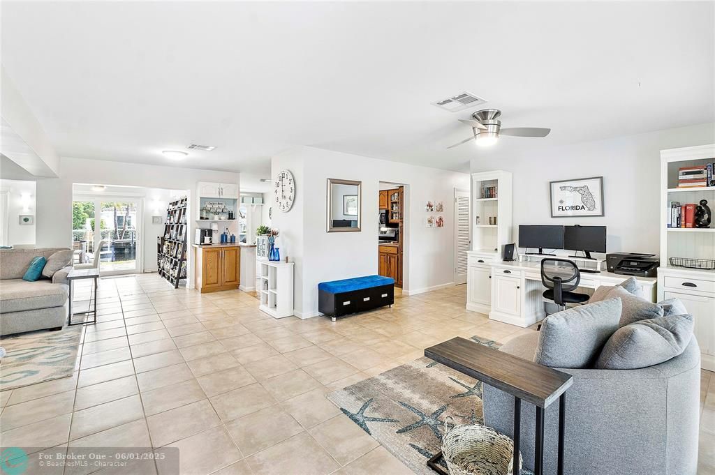 For Sale: $1,100,000 (3 beds, 3 baths, 2074 Square Feet)
