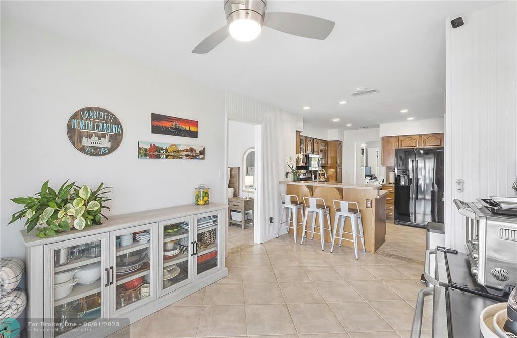 For Sale: $1,100,000 (3 beds, 3 baths, 2074 Square Feet)