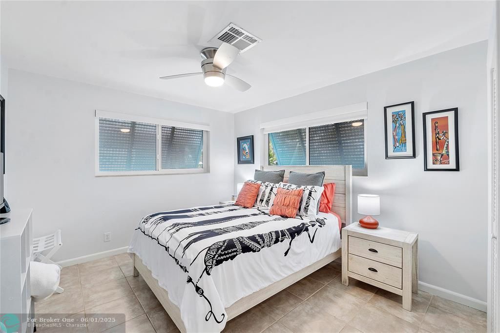 For Sale: $1,100,000 (3 beds, 3 baths, 2074 Square Feet)