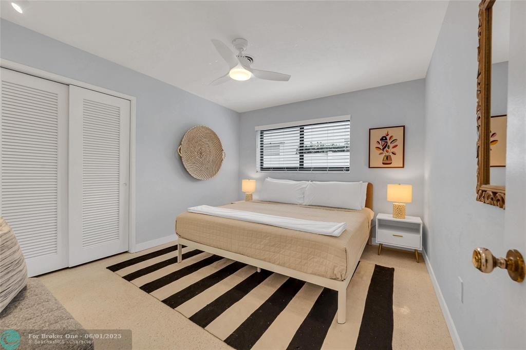 For Sale: $1,200,000 (3 beds, 2 baths, 1833 Square Feet)