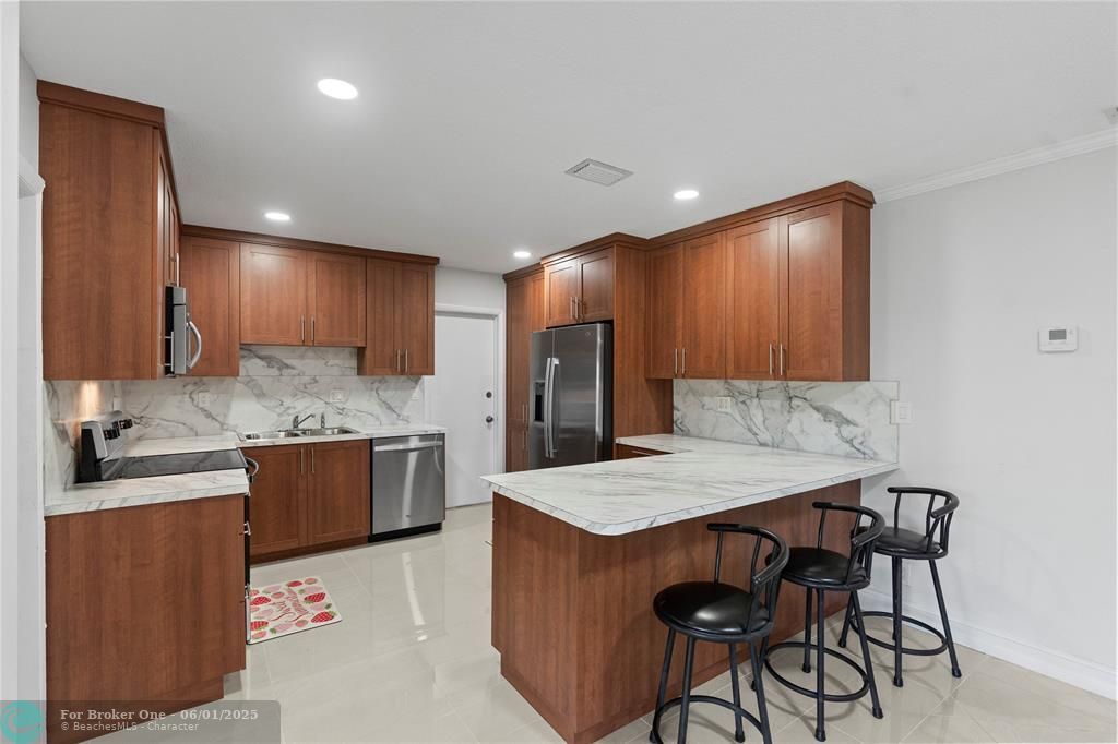 For Sale: $690,000 (4 beds, 2 baths, 1608 Square Feet)
