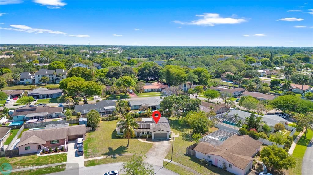 For Sale: $690,000 (4 beds, 2 baths, 1608 Square Feet)