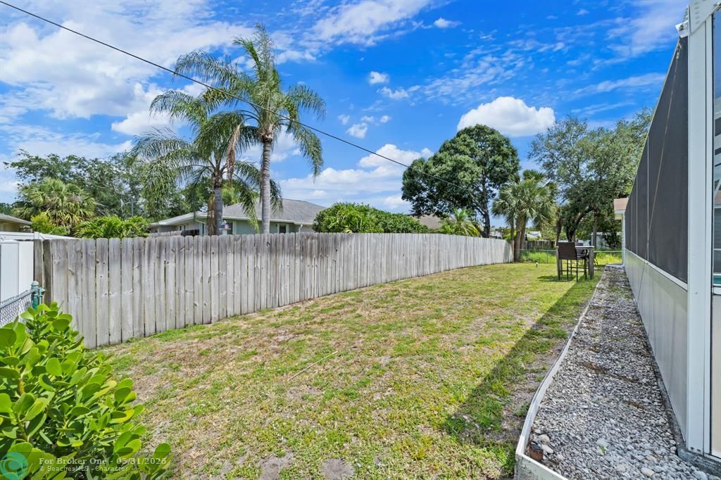 For Sale: $440,000 (3 beds, 2 baths, 1866 Square Feet)