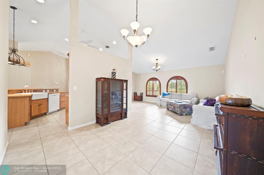For Sale: $440,000 (3 beds, 2 baths, 1866 Square Feet)