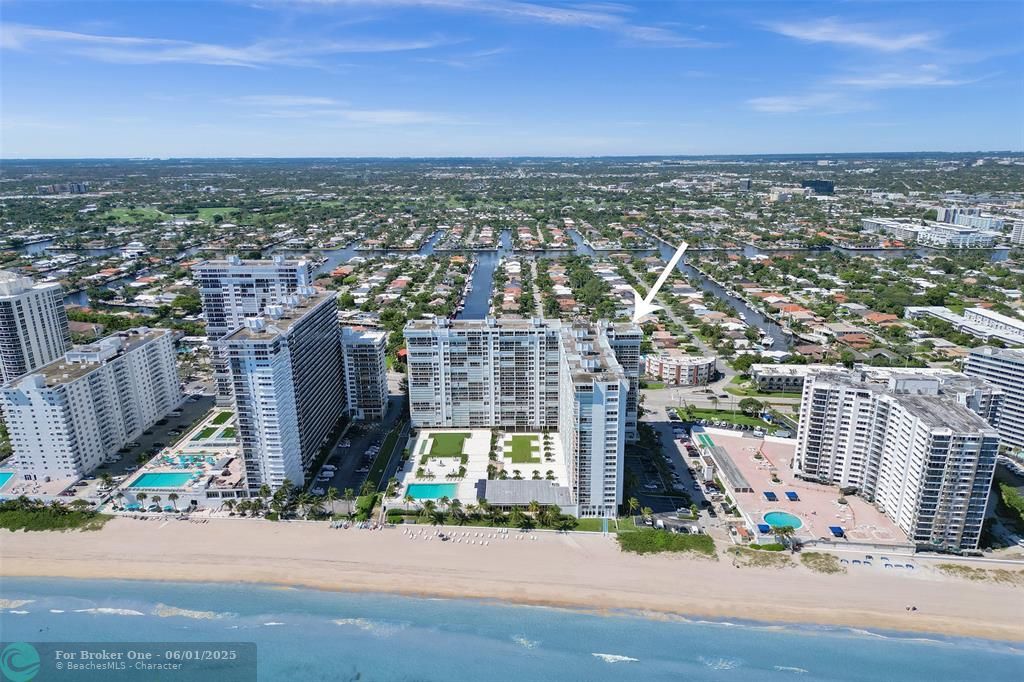 For Sale: $768,000 (2 beds, 2 baths, 1450 Square Feet)