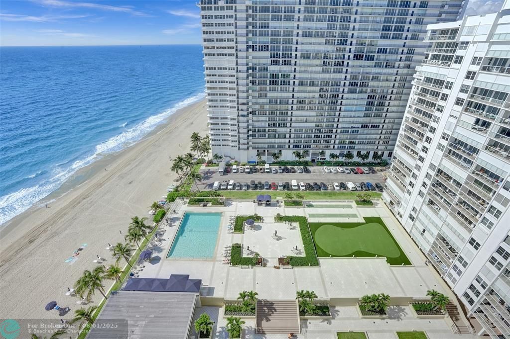 For Sale: $768,000 (2 beds, 2 baths, 1450 Square Feet)