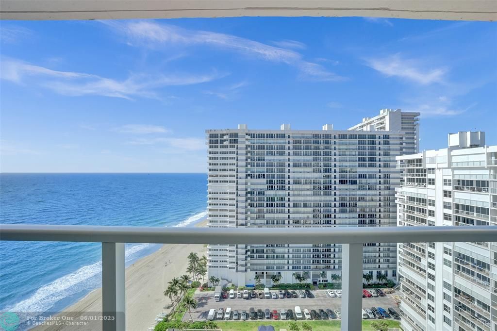 For Sale: $768,000 (2 beds, 2 baths, 1450 Square Feet)
