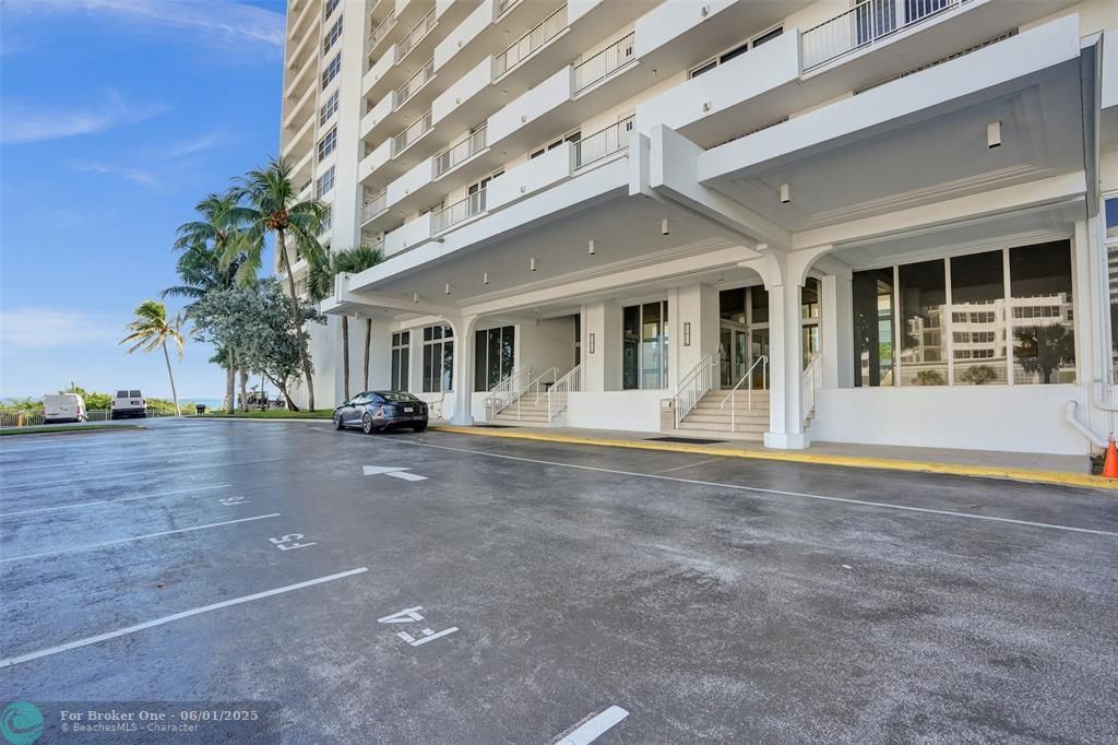 For Sale: $768,000 (2 beds, 2 baths, 1450 Square Feet)