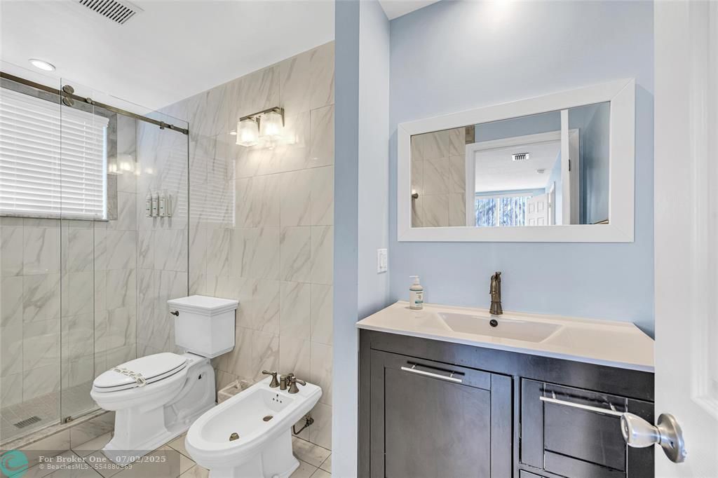 Active With Contract: $1,849,999 (2 beds, 2 baths, 2454 Square Feet)