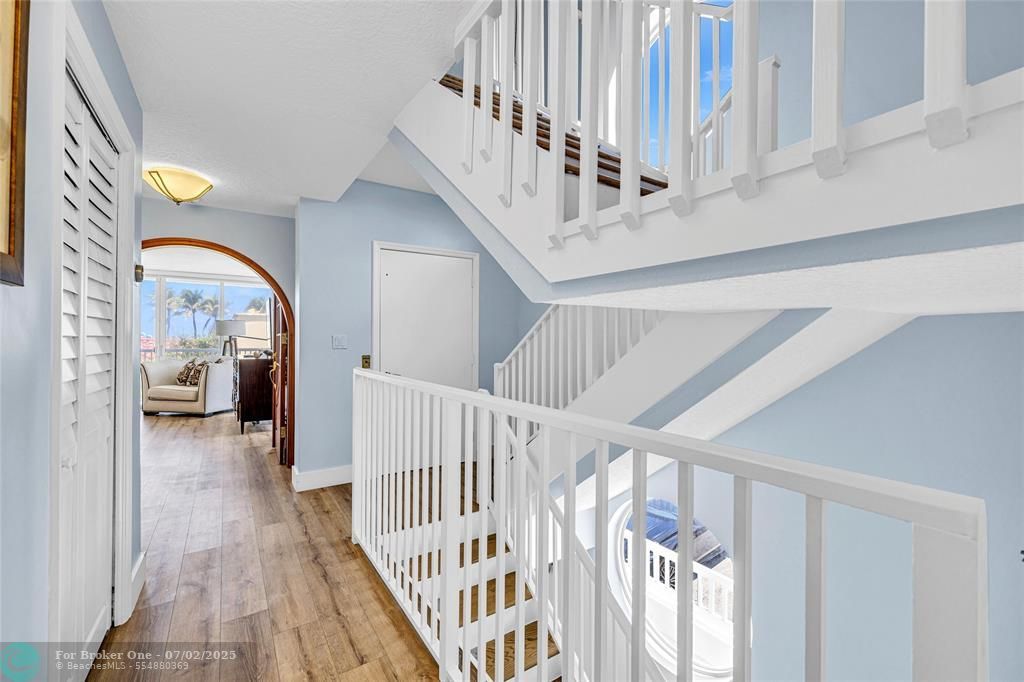 Active With Contract: $1,849,999 (2 beds, 2 baths, 2454 Square Feet)