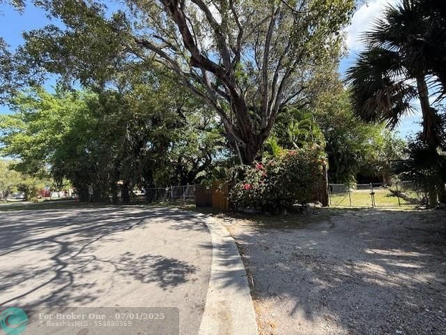 For Sale: $525,000 (No Data)