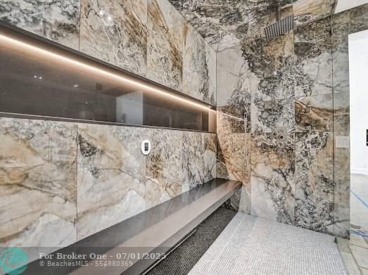 For Sale: $2,399,000 (6 beds, 4 baths, 5499 Square Feet)
