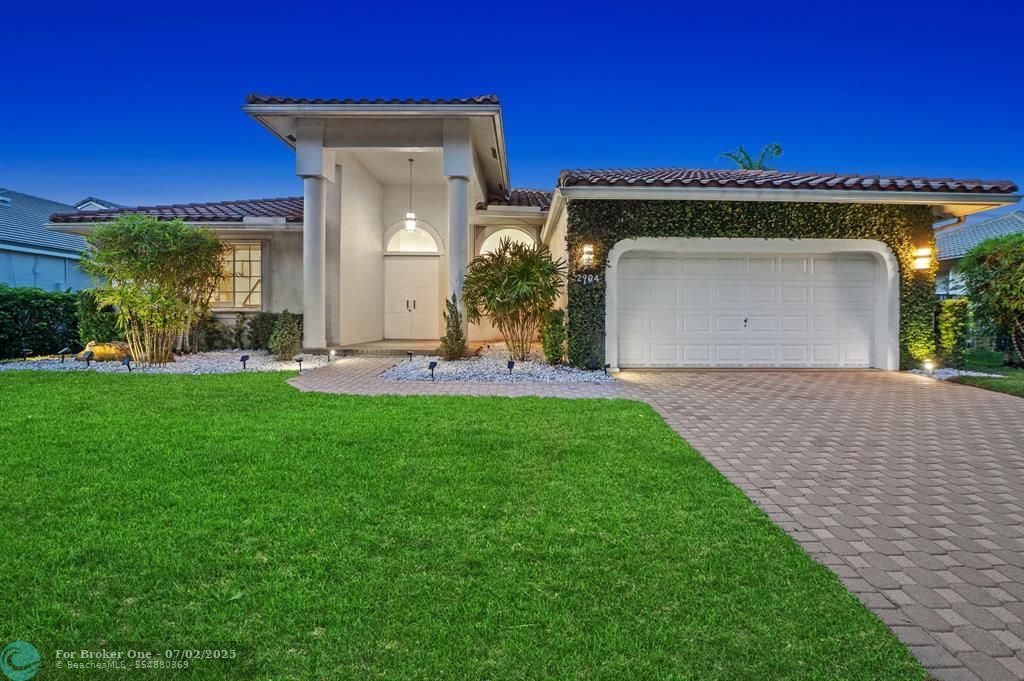 For Sale: $1,399,399 (5 beds, 4 baths, 2657 Square Feet)