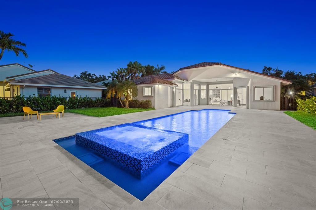 For Sale: $1,399,399 (5 beds, 4 baths, 2657 Square Feet)