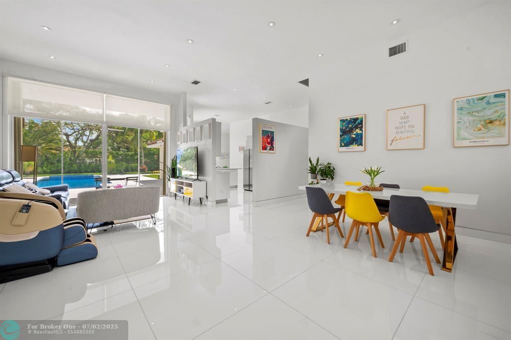 For Sale: $1,399,399 (5 beds, 4 baths, 2657 Square Feet)