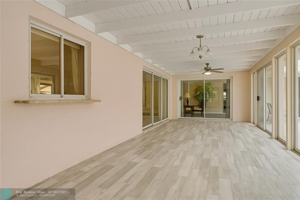 For Sale: $659,999 (4 beds, 2 baths, 2175 Square Feet)