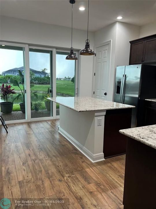 For Sale: $490,900 (2 beds, 2 baths, 1834 Square Feet)