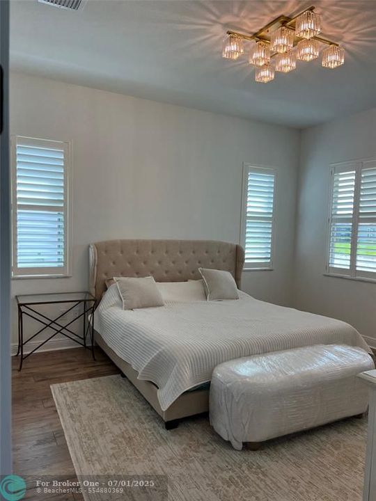 For Sale: $490,900 (2 beds, 2 baths, 1834 Square Feet)