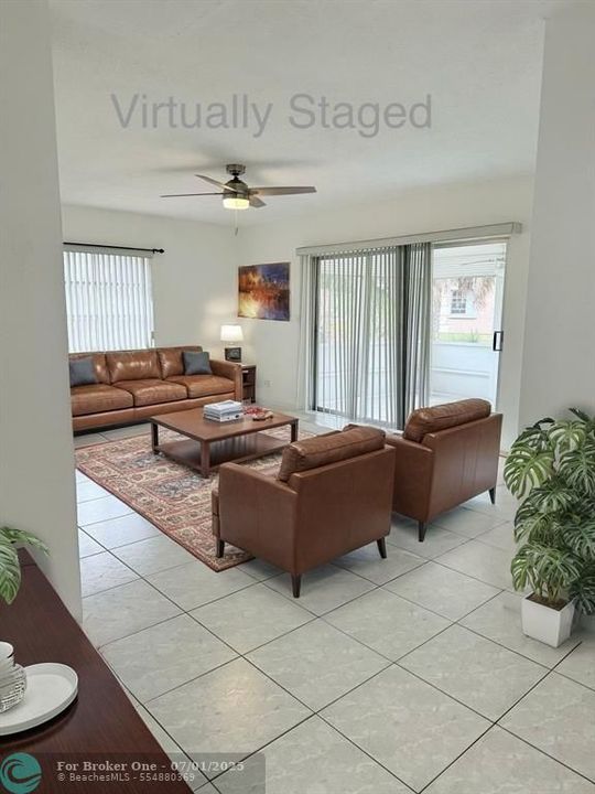 For Sale: $325,000 (2 beds, 2 baths, 1048 Square Feet)
