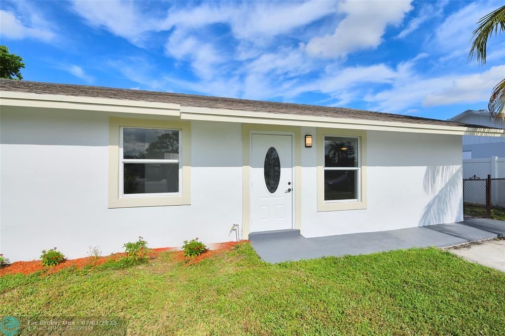 For Sale: $419,000 (3 beds, 2 baths, 1247 Square Feet)