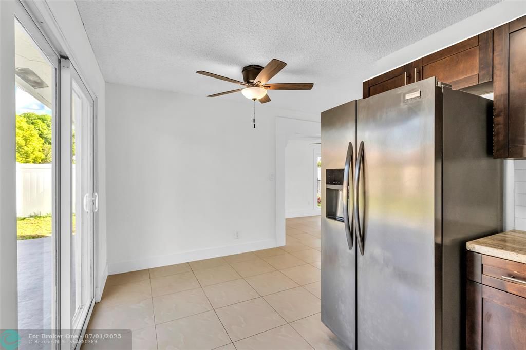 For Sale: $419,000 (3 beds, 2 baths, 1247 Square Feet)
