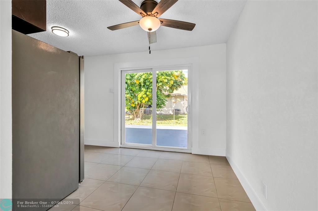 For Sale: $419,000 (3 beds, 2 baths, 1247 Square Feet)