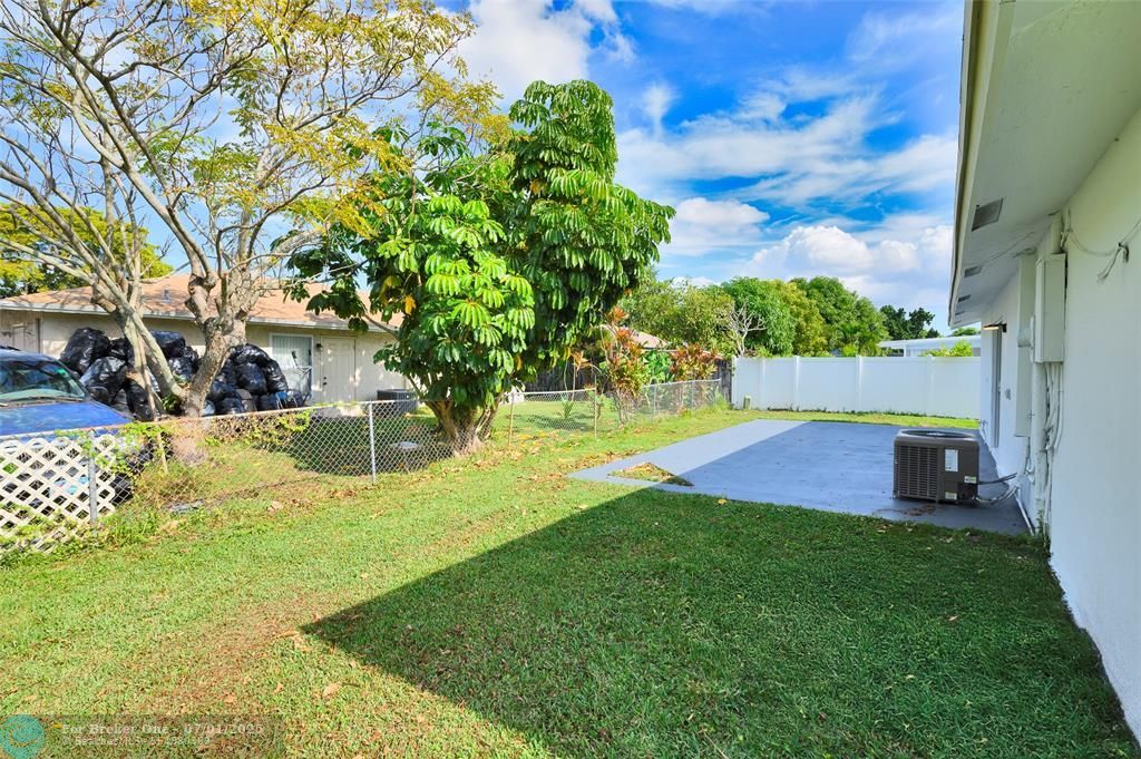For Sale: $419,000 (3 beds, 2 baths, 1247 Square Feet)