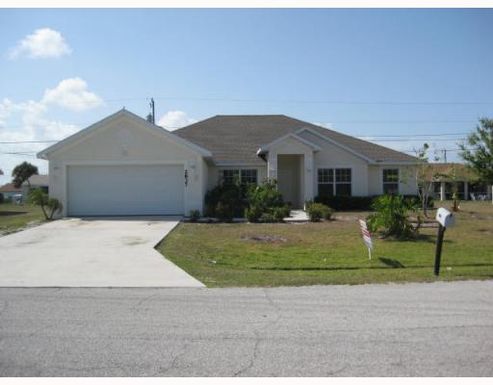 2837 Ironton, Port Saint Lucie, FL 34952