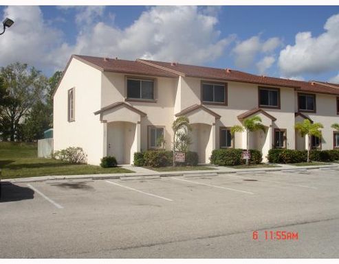 1701 Lakeview, Royal Palm Beach, FL 33411