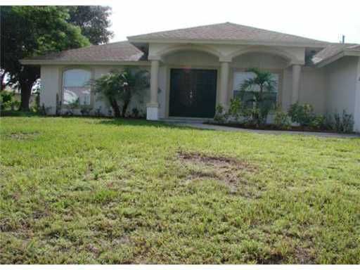 3829 Kolsted, Port Saint Lucie, FL 34953