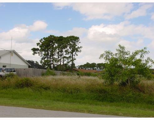 937 Bywood, Port Saint Lucie, FL 34983